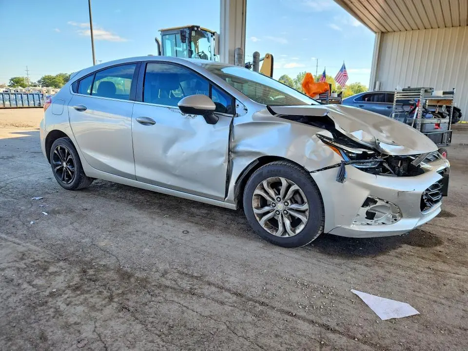 2019 CHEVROLET CRUZE LT  