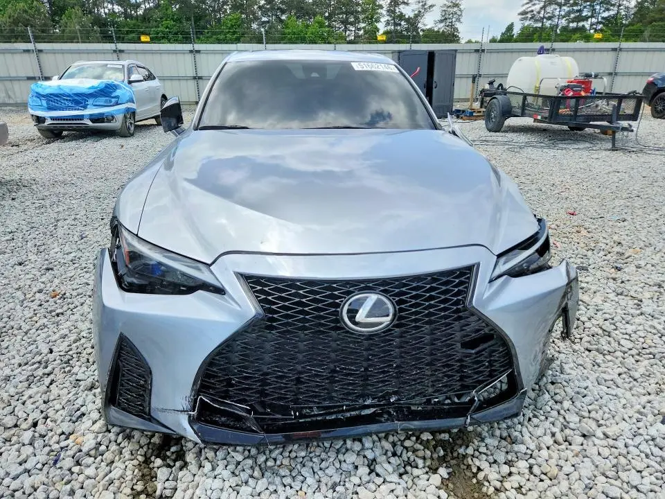 2024 LEXUS IS 300 F SPORT DESIGN  
