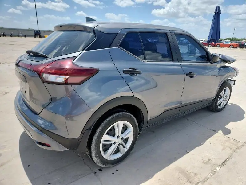 2024 NISSAN KICKS S  