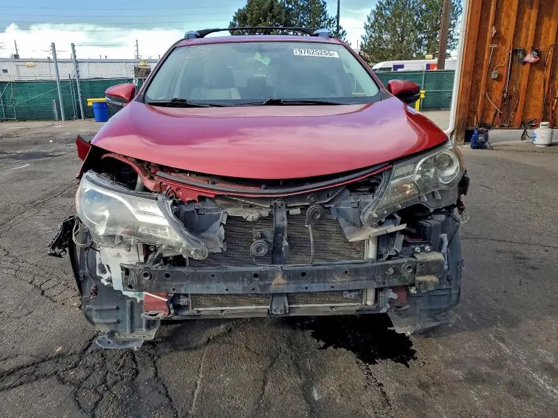 2015 TOYOTA RAV4 XLE  