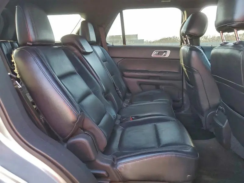 2011 FORD EXPLORER XLT  