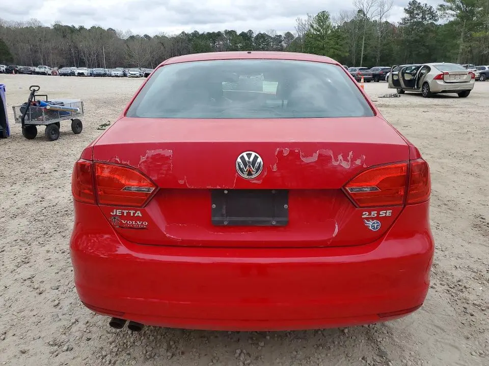 2012 VOLKSWAGEN JETTA SE  