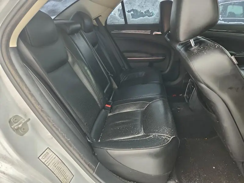 2020 CHRYSLER 300 LIMITED  