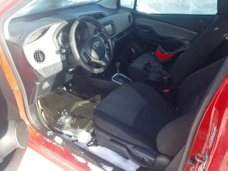 2017 TOYOTA YARIS   