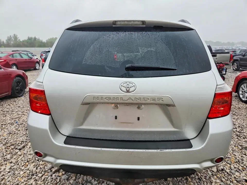 2010 TOYOTA HIGHLANDER BASE  