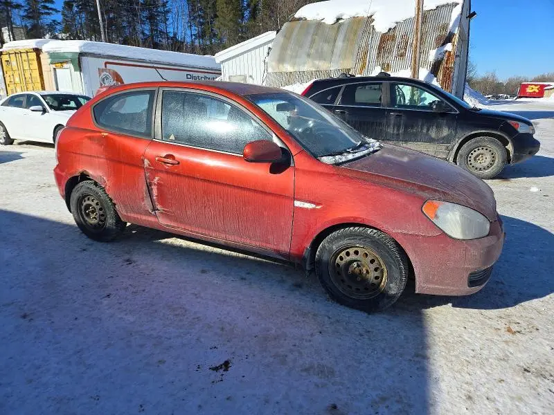2010 HYUNDAI ACCENT SE  