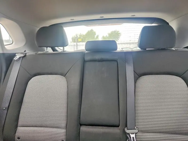 2020 HYUNDAI KONA SE  