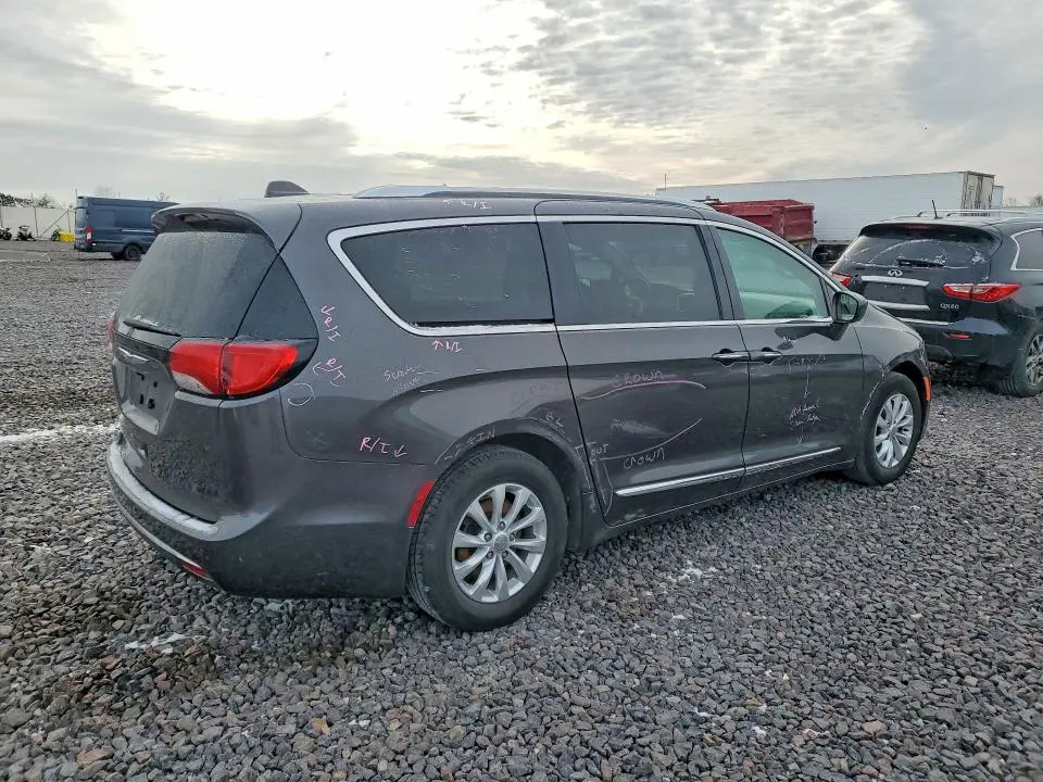2019 CHRYSLER PACIFICA TOURING L  
