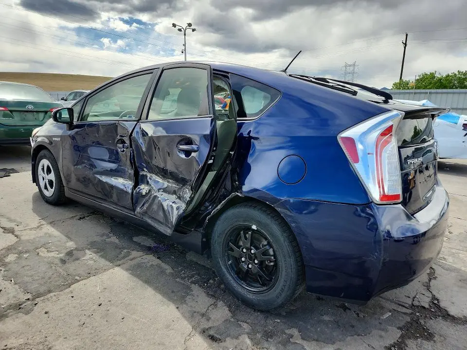 2014 TOYOTA PRIUS TWO  