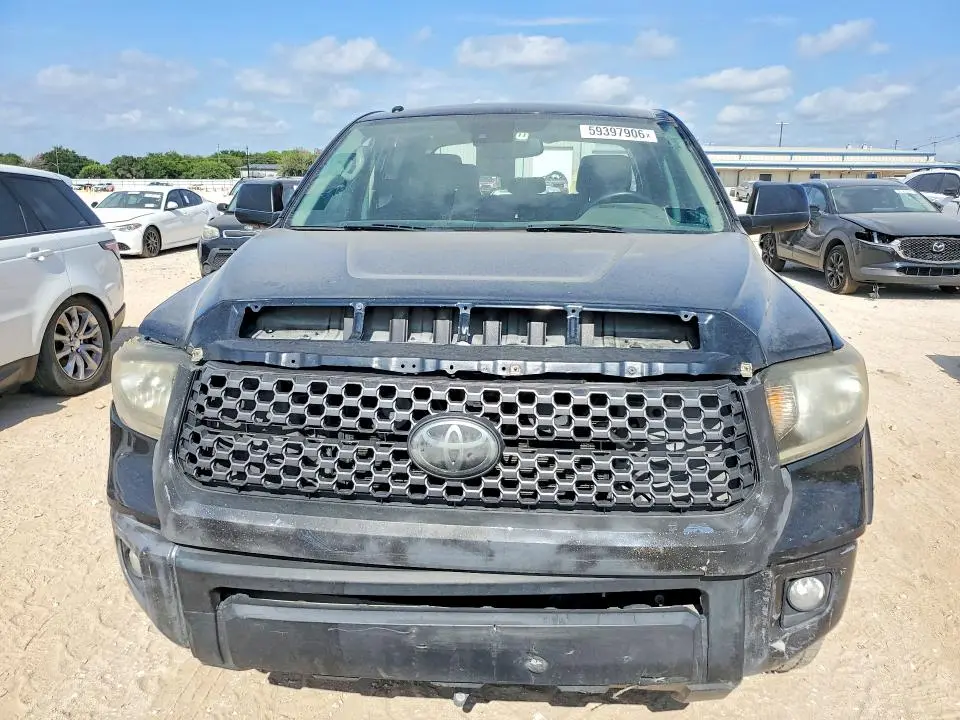 2018 TOYOTA TUNDRA CREWMAX SR5 V8