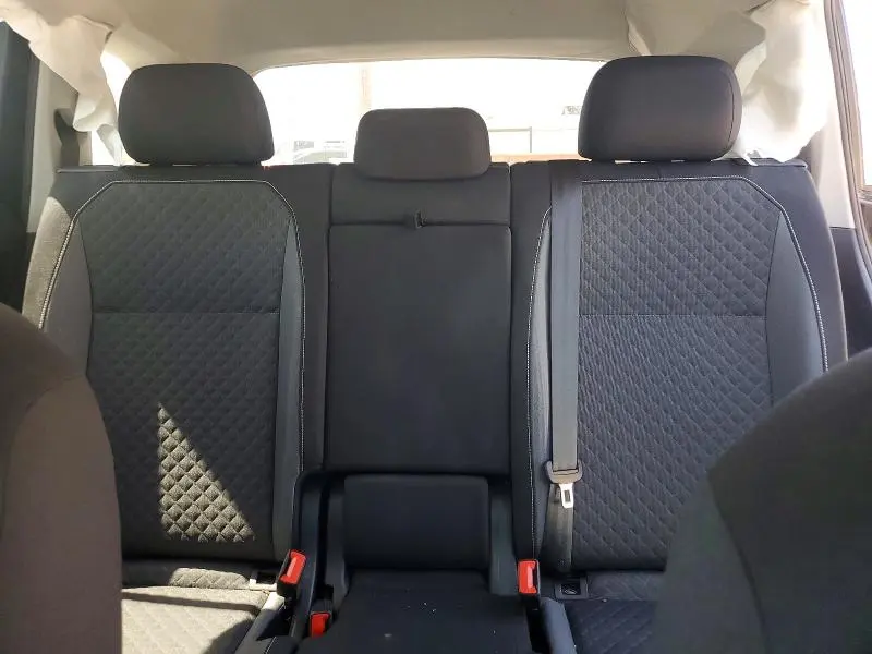 2021 VOLKSWAGEN TIGUAN S  