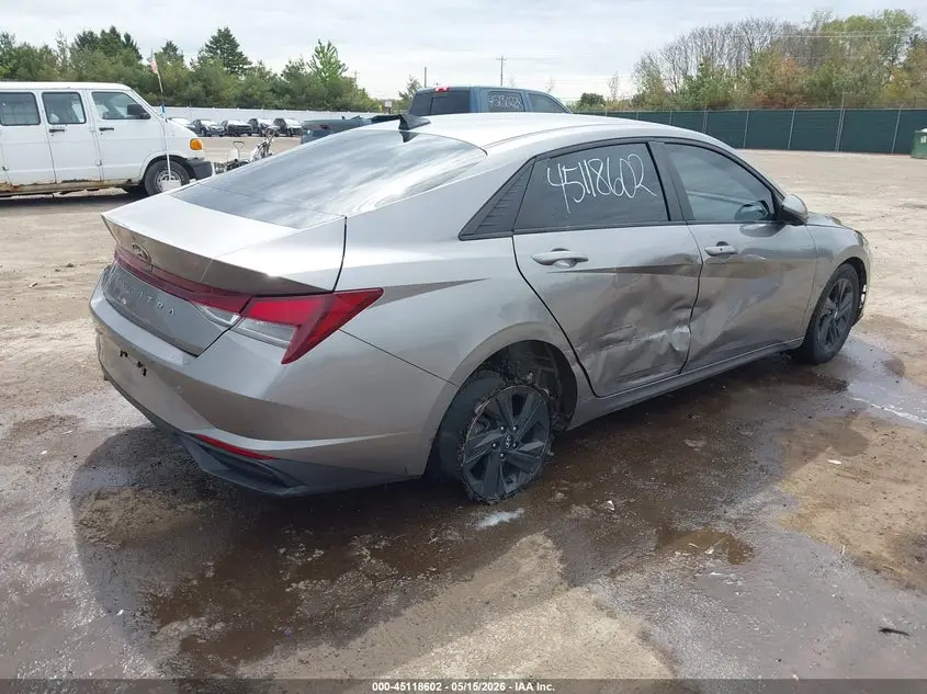 2021 HYUNDAI ELANTRA SEL