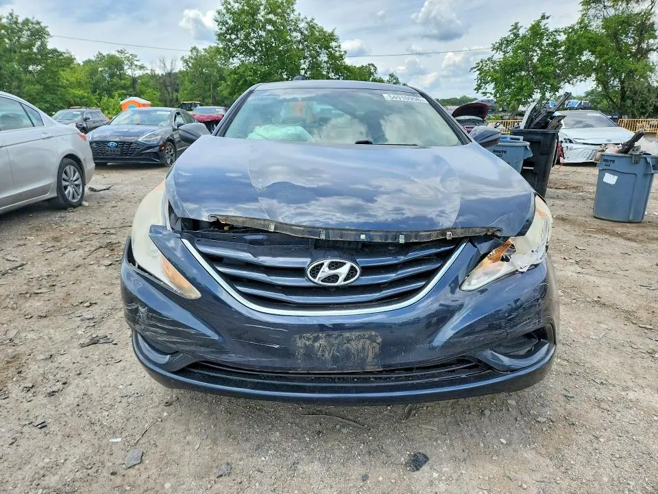 2011 HYUNDAI SONATA GLS  