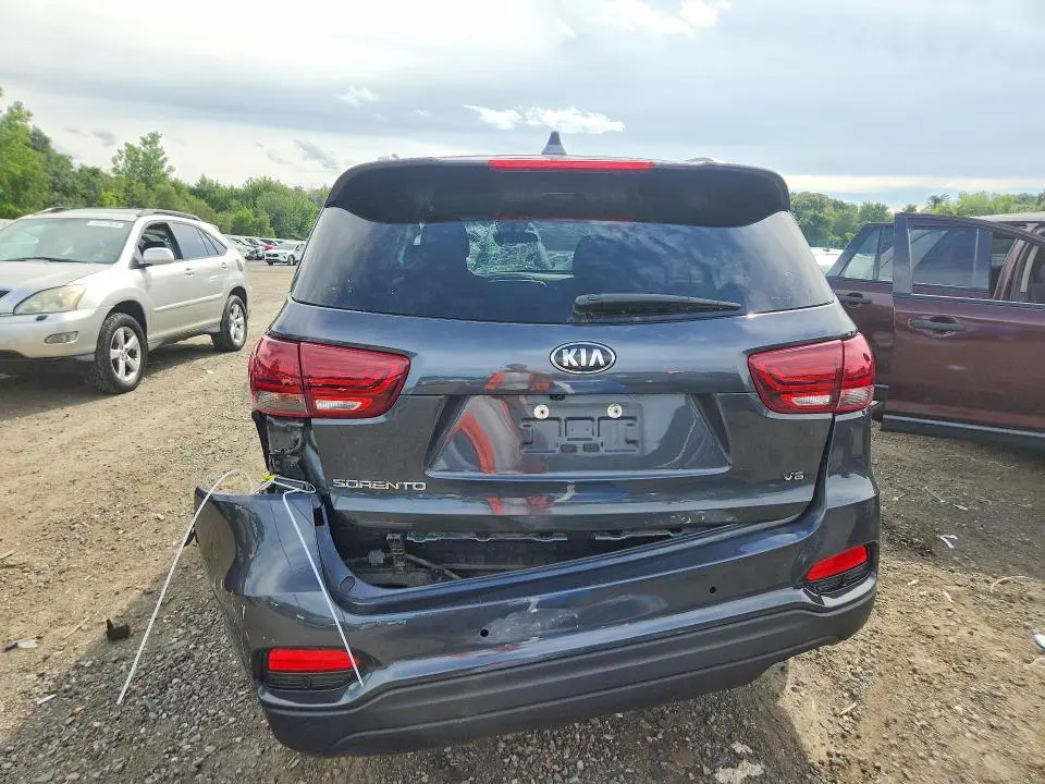 2019 KIA SORENTO LX V6  