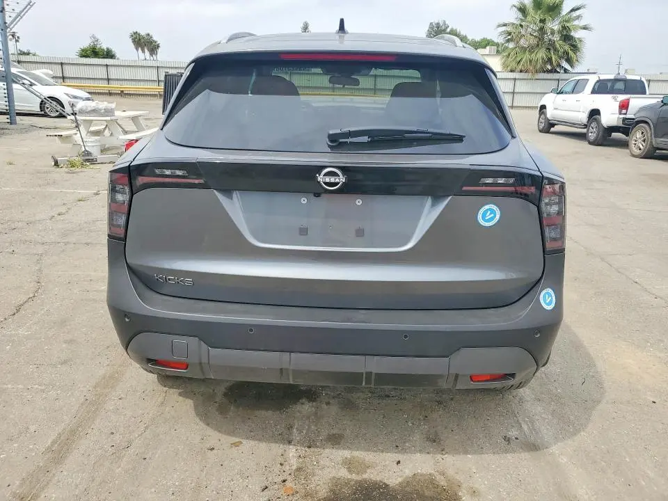 2026 NISSAN KICKS SV  