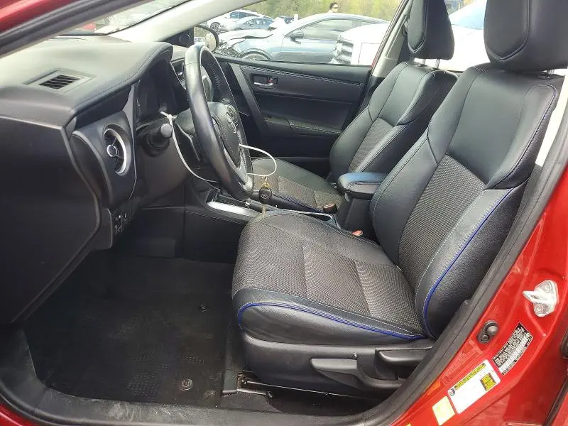2019 TOYOTA COROLLA SE  