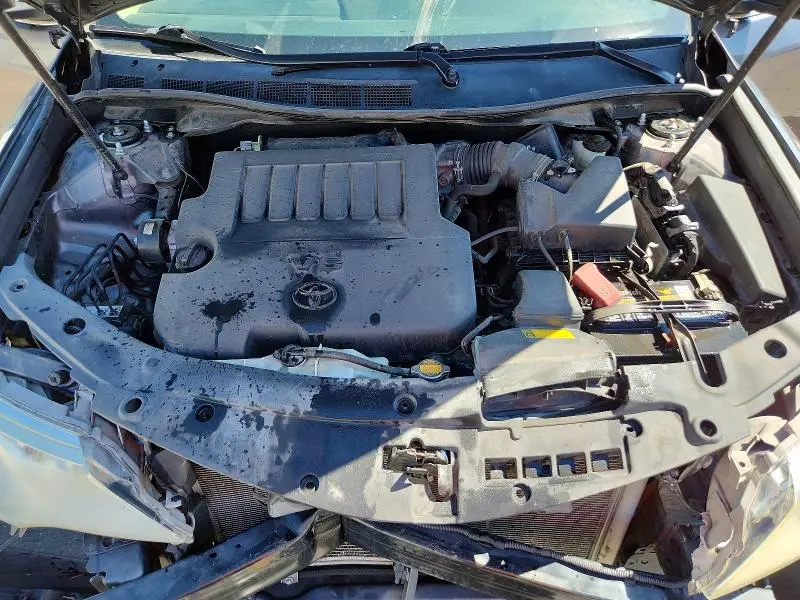 2014 TOYOTA CAMRY XLE V6  