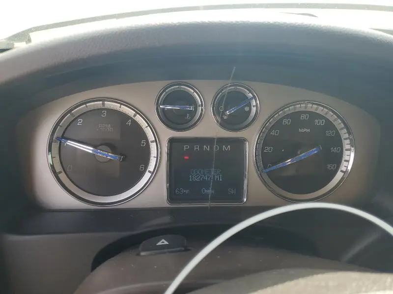 2011 CADILLAC ESCALADE PREMIUM  