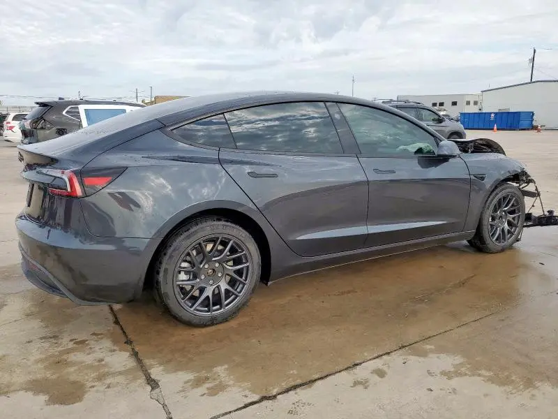 2025 TESLA MODEL 3   