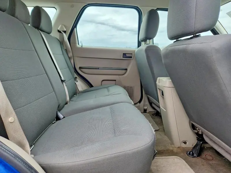 2012 FORD ESCAPE XLS  