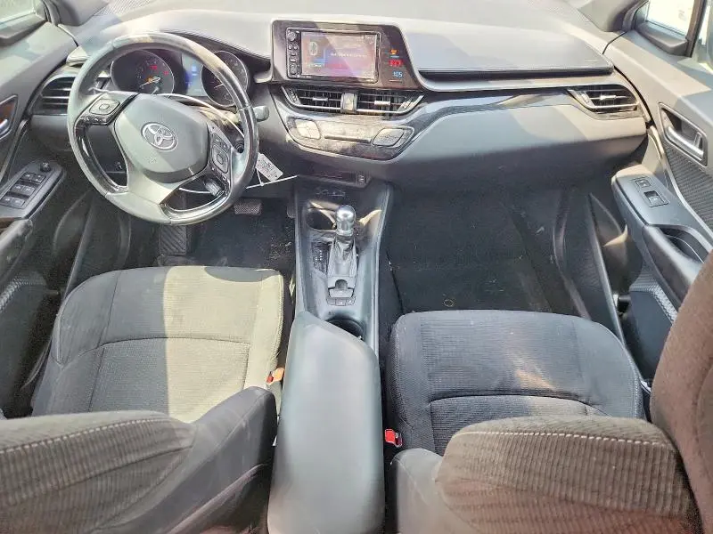 2018 TOYOTA C-HR XLE  