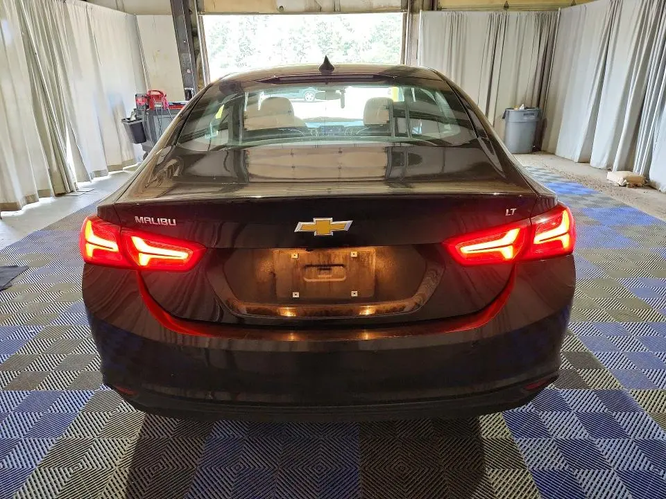 2022 CHEVROLET MALIBU LT  