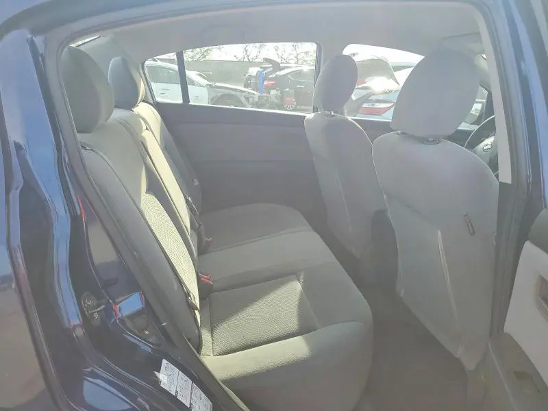 2010 NISSAN SENTRA 2.0  