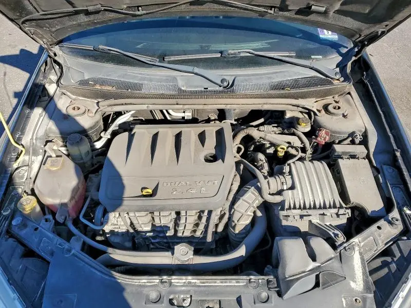 2013 CHRYSLER 200 LX  