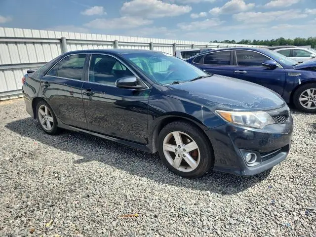2014 TOYOTA CAMRY SE  