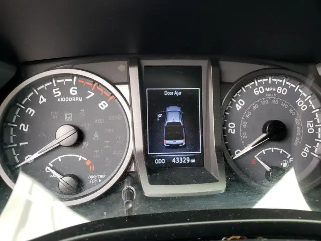 2021 TOYOTA TACOMA SR5 V6  