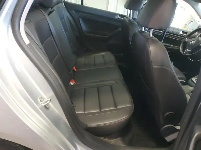 2013 VOLKSWAGEN JETTA TDI  