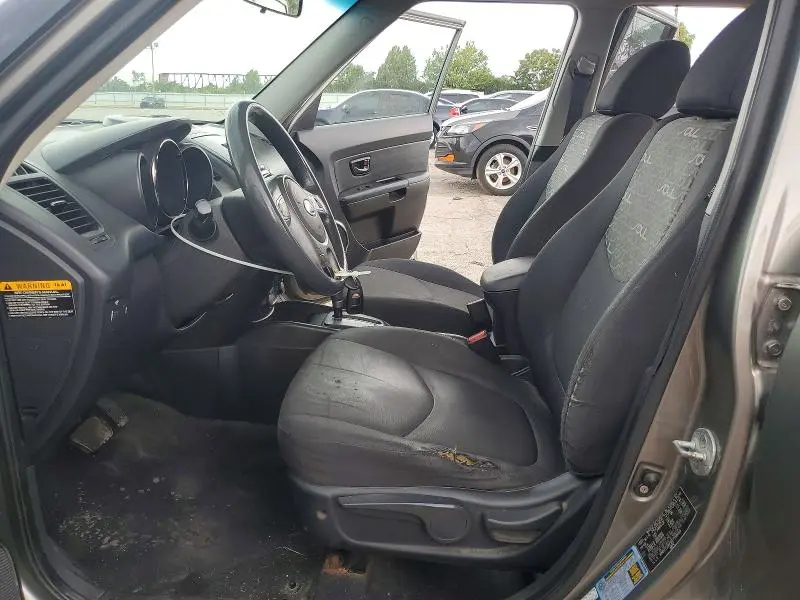 2010 KIA SOUL +  