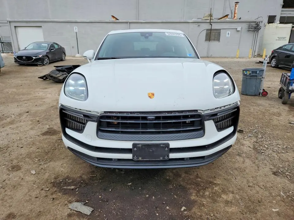 2022 PORSCHE MACAN S  
