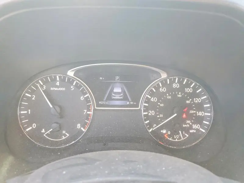 2016 NISSAN PATHFINDER SV  