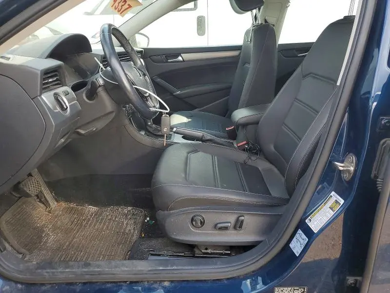 2020 VOLKSWAGEN PASSAT SE  