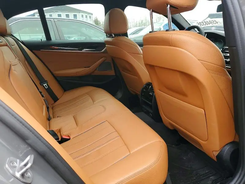 2022 BMW 540 XI  