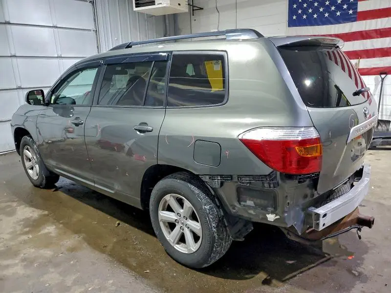 2010 TOYOTA HIGHLANDER   