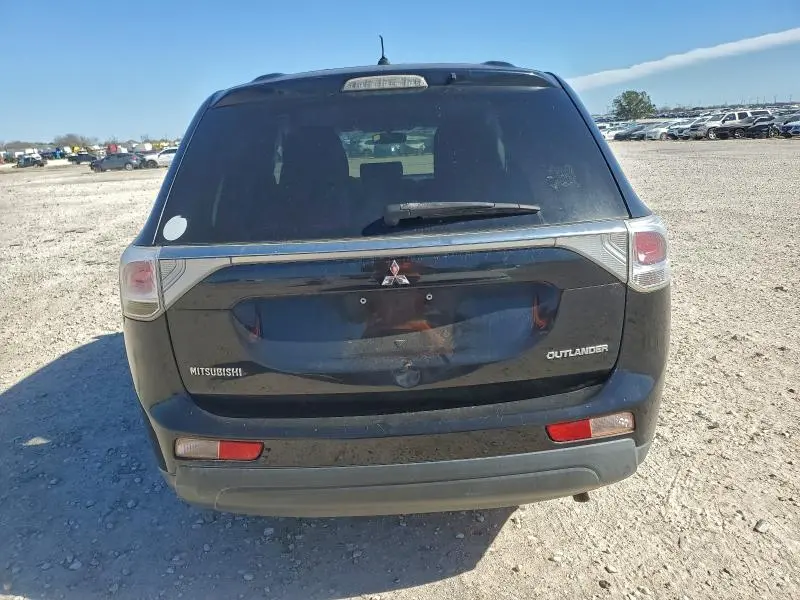 2014 MITSUBISHI OUTLANDER ES  