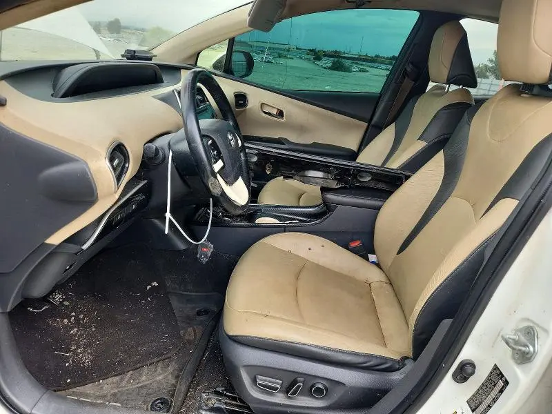 2016 TOYOTA PRIUS FOUR  
