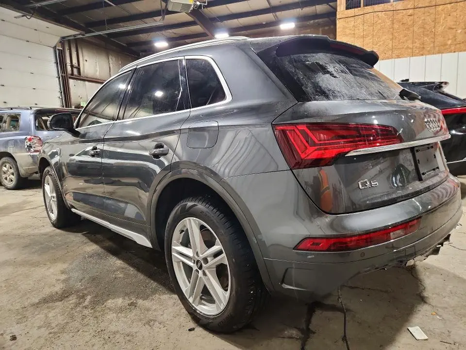 2025 AUDI Q5   