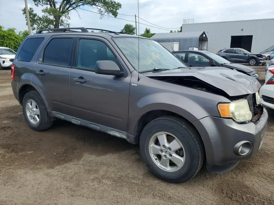 2010 FORD ESCAPE XLT  