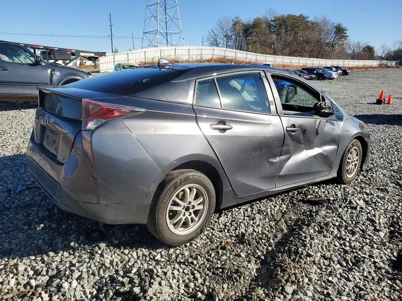 2016 TOYOTA PRIUS   