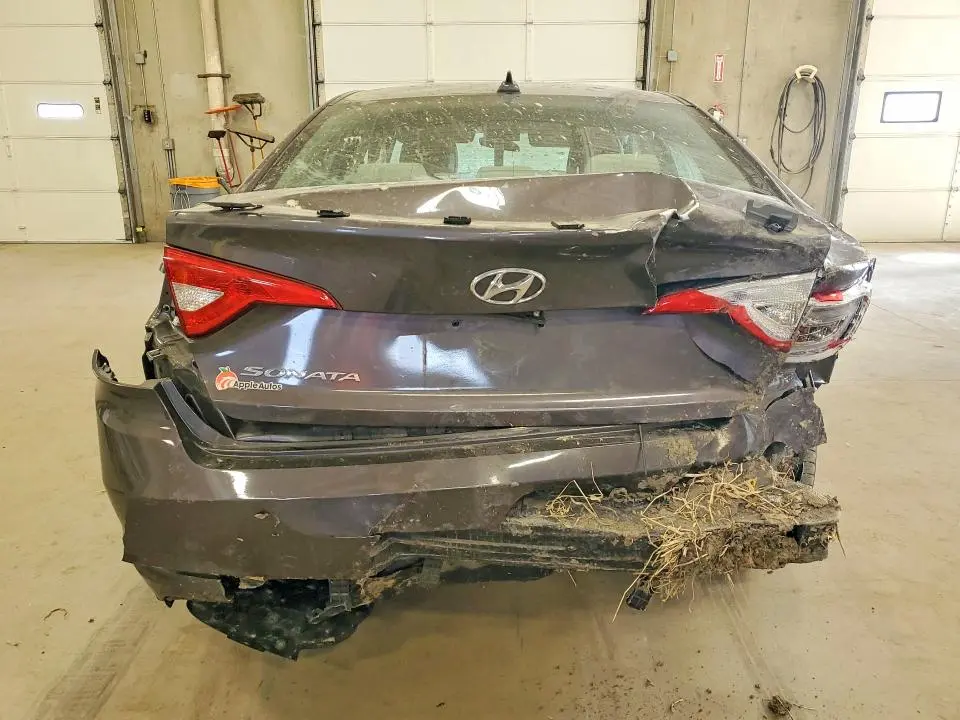 2015 HYUNDAI SONATA SE  