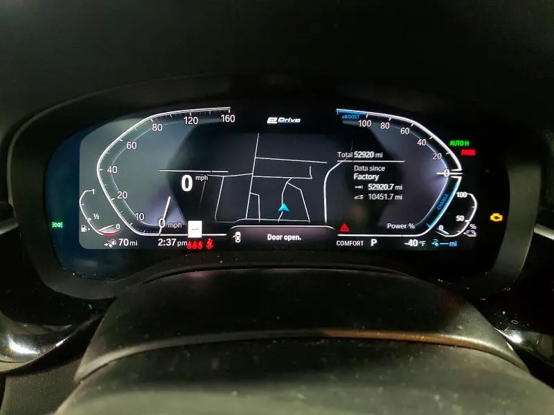 2020 BMW 530XE   