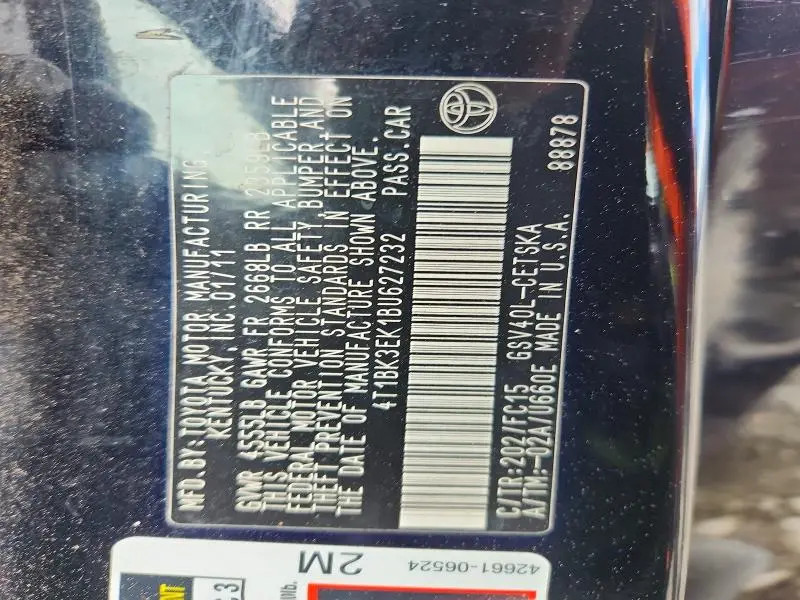 2011 TOYOTA CAMRY SE V6  
