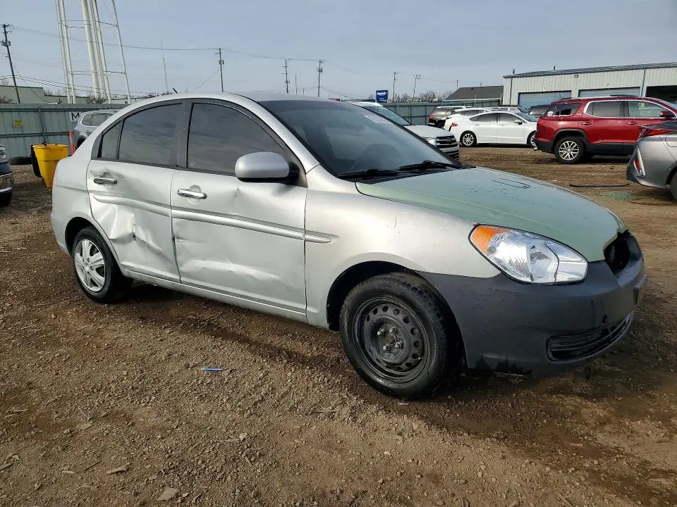 2011 HYUNDAI ACCENT GLS  