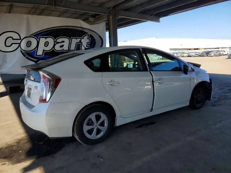 2013 TOYOTA PRIUS   