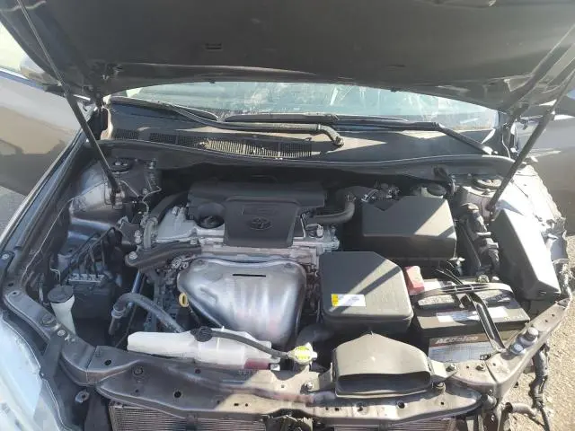 2015 TOYOTA CAMRY LE  