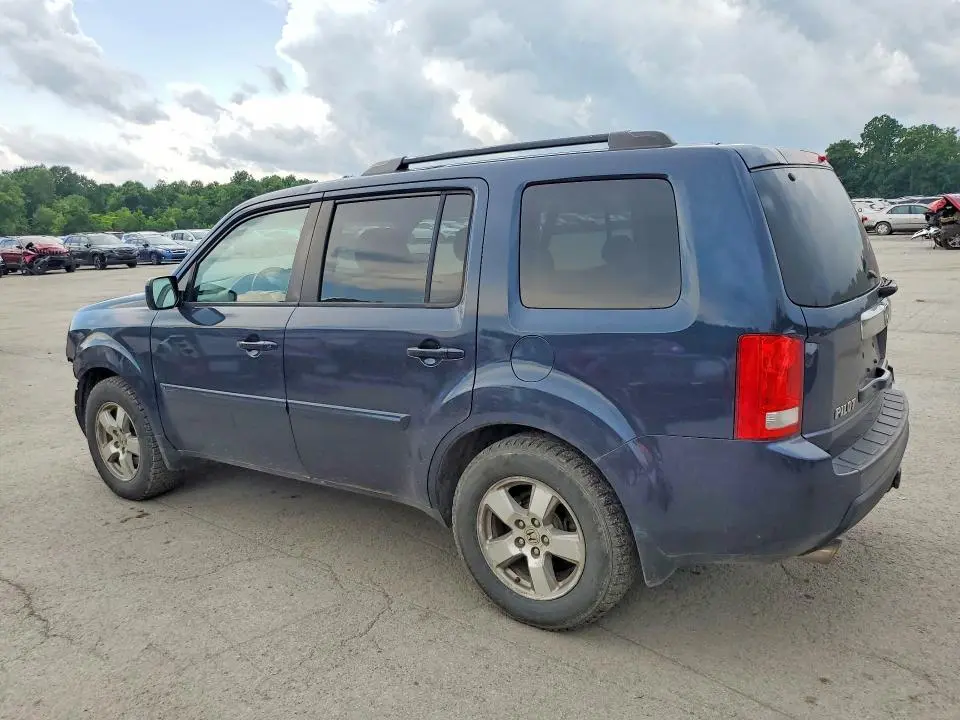 2011 HONDA PILOT EXLN  