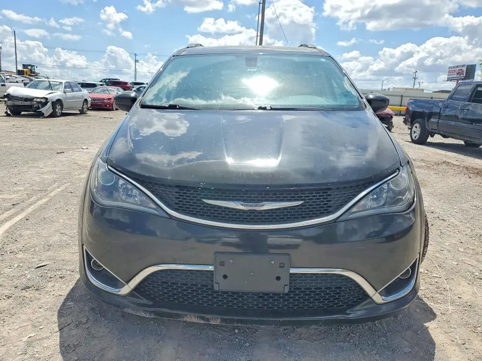 2017 CHRYSLER PACIFICA TOURING L  